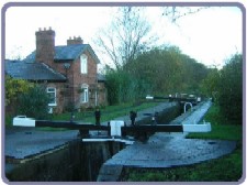 Fiveways Bridge: Rushall Canal:  towards Longwood